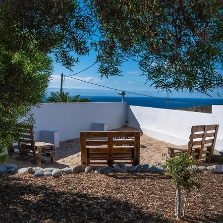 Apartmán Estudio Con Wifi, Piscina Y Con El Dormitorio Creado En Una Cueva Natural Fasnia