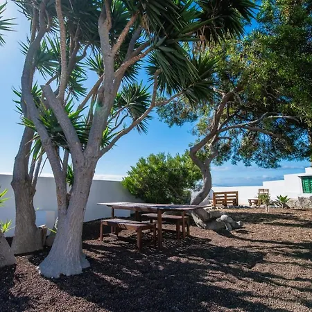 Estudio Con Wifi, Piscina Y Con El Dormitorio Creado En Una Cueva Natural Apartment Fasnia