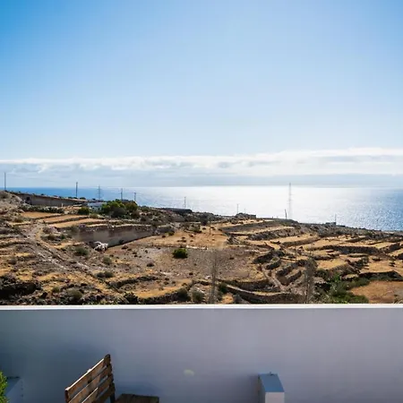 Apartament Estudio Con Wifi, Piscina Y Con El Dormitorio Creado En Una Cueva Natural