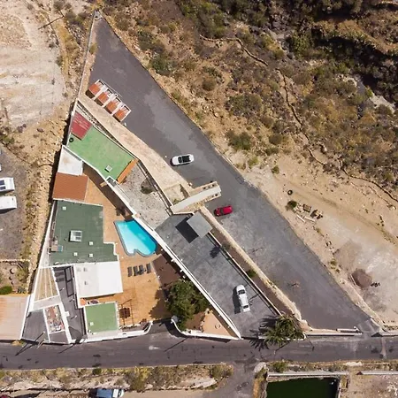 Estudio Con Wifi, Piscina Y Con El Dormitorio Creado En Una Cueva Natural